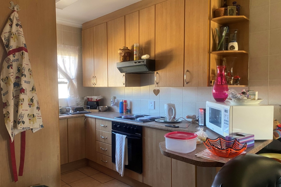 2 Bedroom Property for Sale in Vaalpark Free State